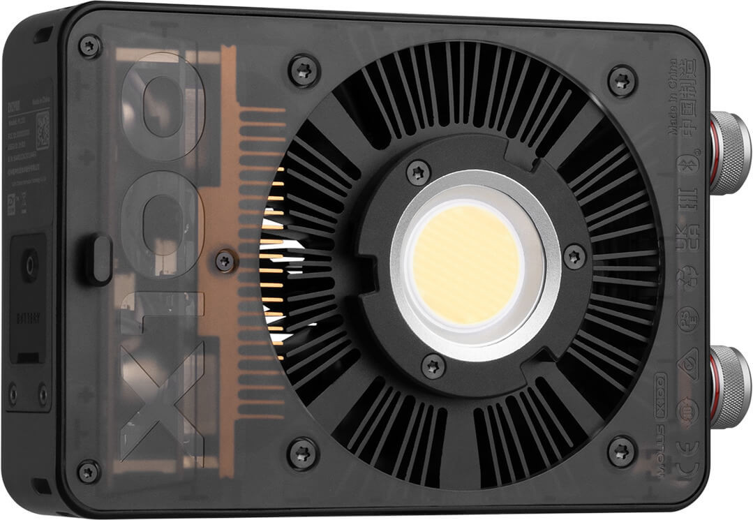 Zhiyun Molus X100 Pro Kit Lampa Video COB, Putere 100W, Bi-Color 2700K-6500K, Grip Baterie, Adaptor Bowens, Softbox Inclus - imagine 9