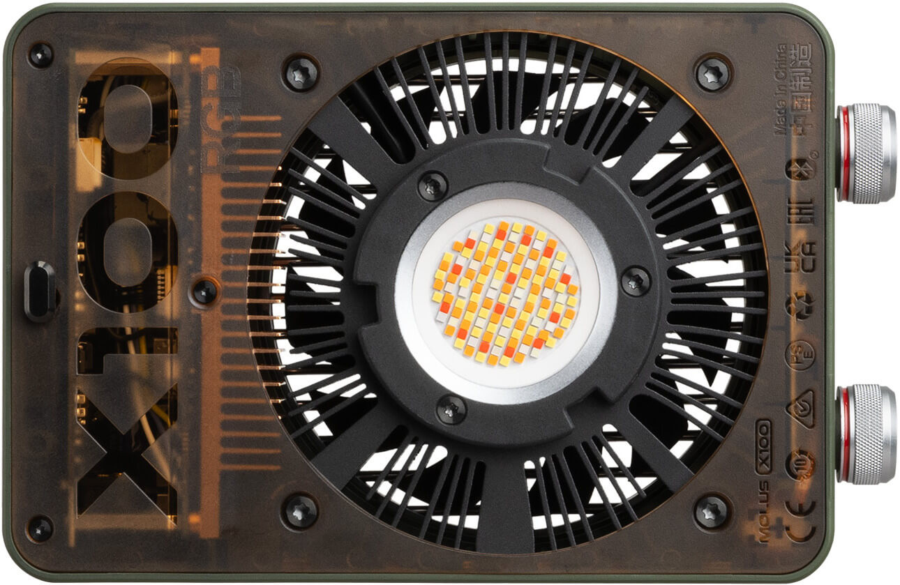 Zhiyun Molus X100 RGB COB Light Lampa LED 100W, Full Color 2000K-10000K, 3110 lux, Ultra-compacta 384g, Racire DynaVort - imagine 3