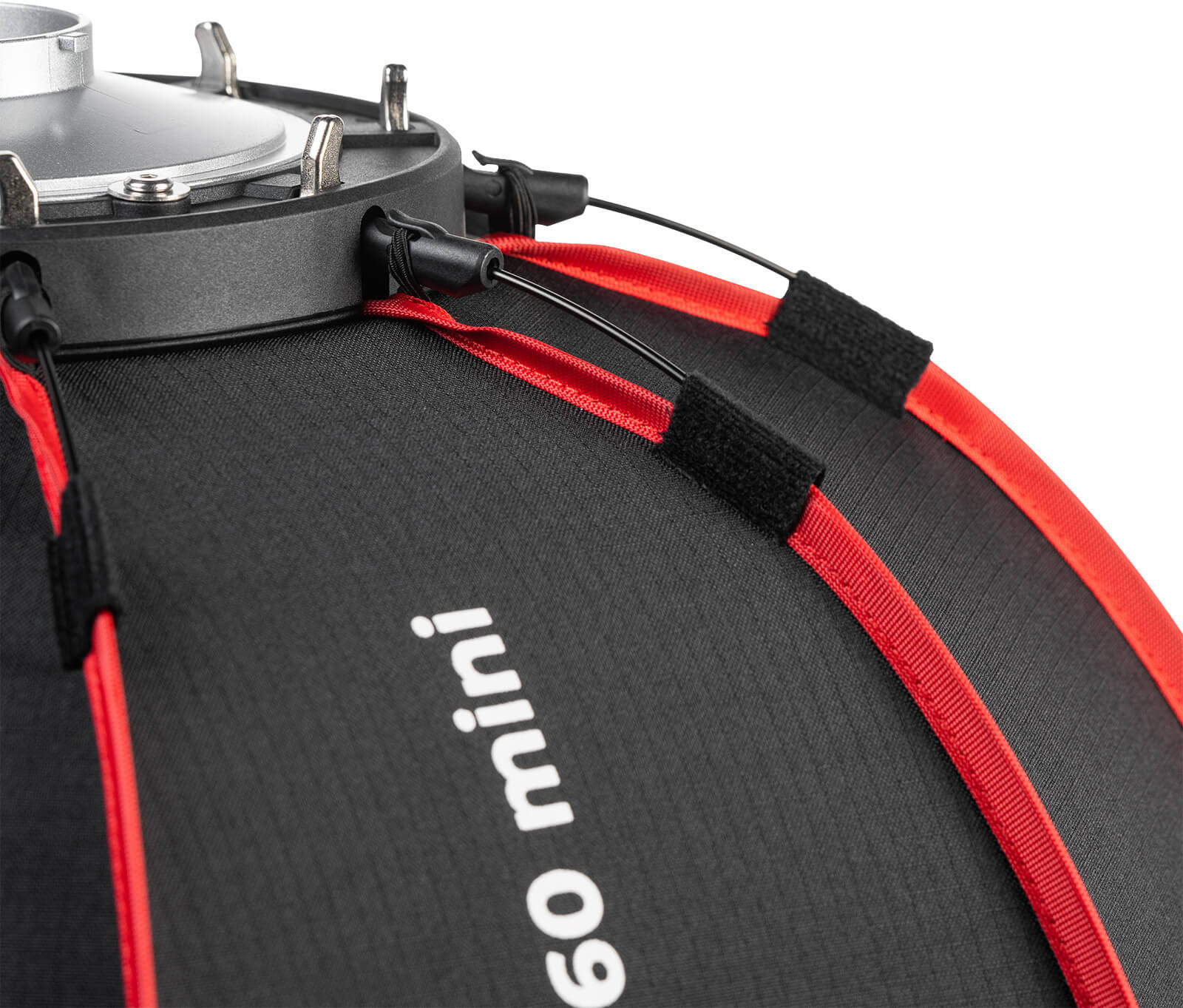 SmallRig 4682 Mini Softbox Parabolic RA-D60 60 cm, Montura Mini Bowens, Quick Release, Grid Inclus, Pentru RC 60B si RC 100B - imagine 10