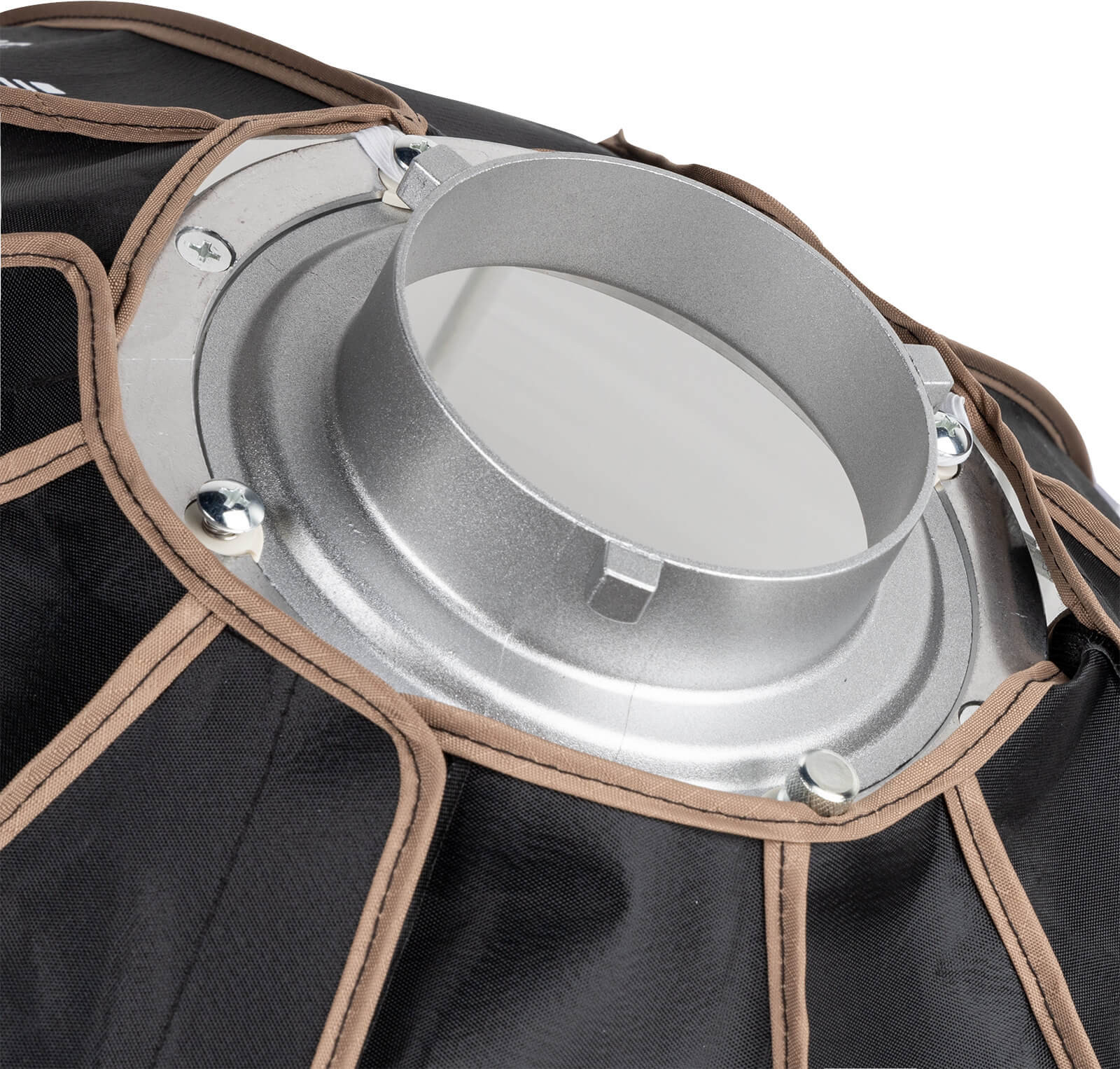 SmallRig 3754 Softbox Lantern RA-L65 65 cm, Montura Bowens, Unghi 270 Grade, Quick Setup, Include Barn Doors - imagine 8