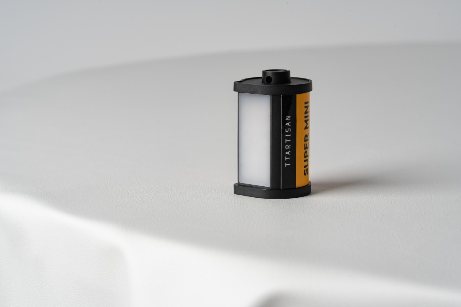 Lumină LED TTArtisan în stil vintage, design inspirat de film foto. - imagine 5