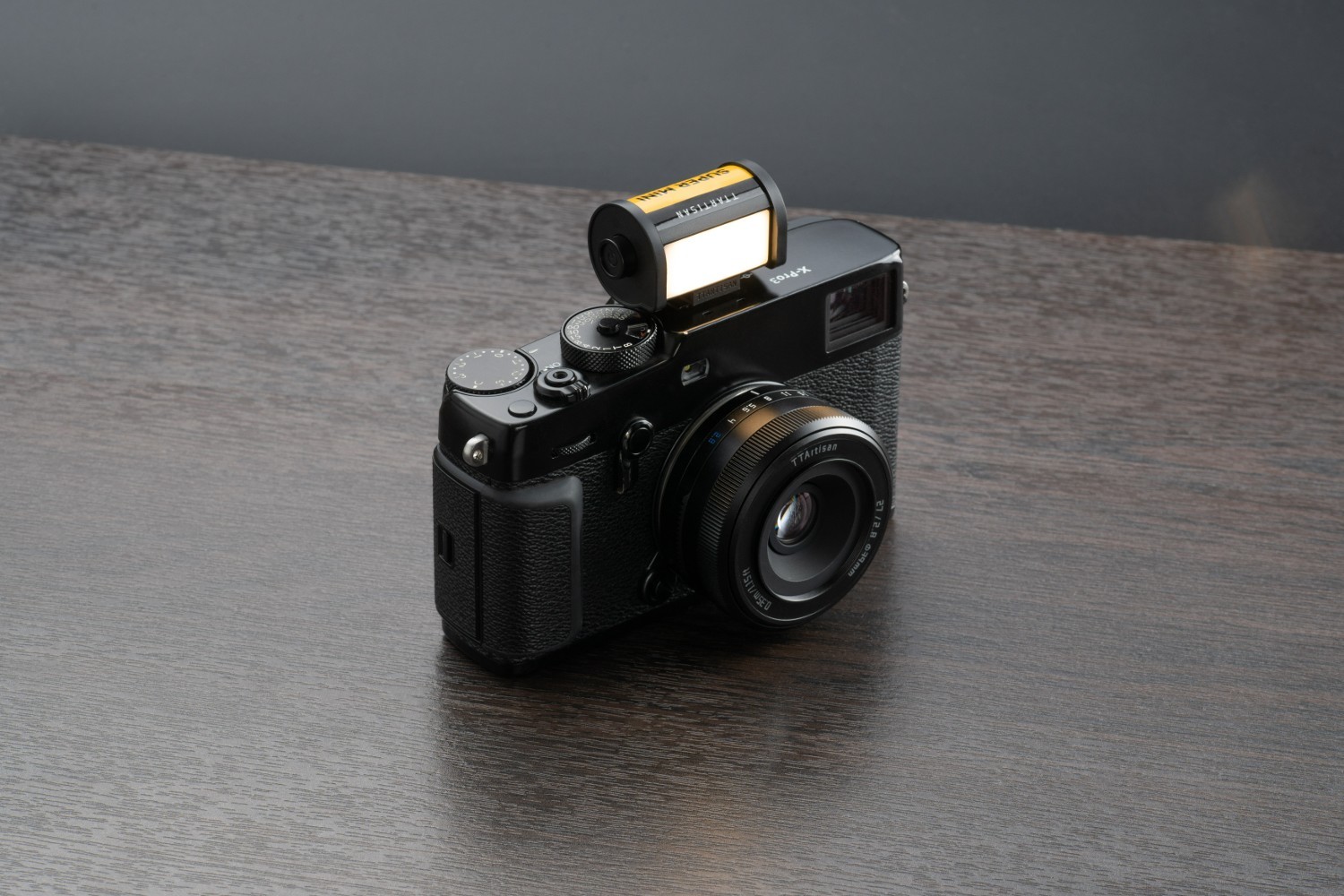 Lumină LED TTArtisan în stil vintage, design inspirat de film foto. - imagine 20