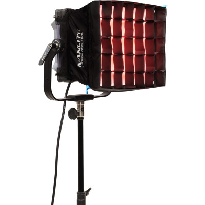 setup multicamera cu lumini nanlite alien rgbww lumenradio