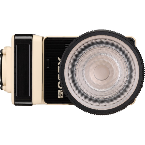 Zhiyun Molus X200 COB Light Combo Lampa LED RGB, 200W, Full Color 2500K-10000K, 7780 lux, Baterie V-Mount, Reflector