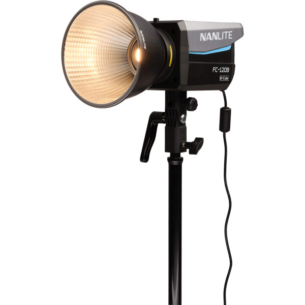 Nanlite FC-120B Lampa LED Bi-Color, Putere 120W, CCT 2700K-6500K, 17450 Lux, CRI 96, Alimentare AC/V-Mount, Bluetooth si DMX