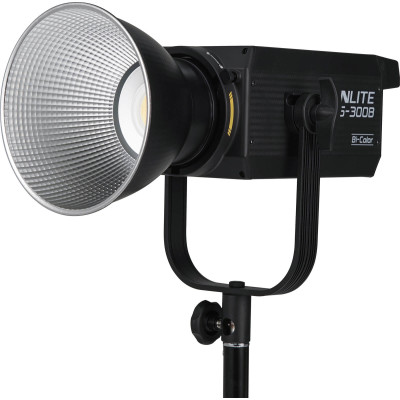 Avatar-Shop|Nanlite FS-300B Lampa Video LED Studio, Putere 350W, Bi-Color, 2700K-6500K, 12 efecte de lumina, Montura Bowens|Nanlite