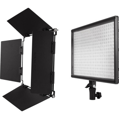 montare softbox pe barndoors nanlite mixpad ii 27c decupare mecanica lumina