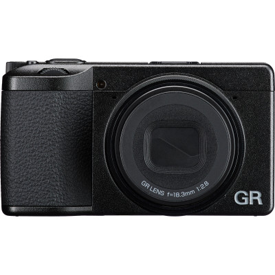 obiectiv 18.3 mm f2.8 senzor 25.7 mp aparat ricoh gr iv