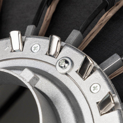 SmallRig 3585 Softbox Parabolic RA-D55 55 cm, Montura Bowens, Quick Release, 16 Tije Externe, Include Grid si 2 Difuzii