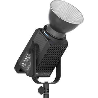 Avatar-Shop|Nanlite FS-300C Lampa Video LED RGBW Studio, Putere 300W, Temperatura culoare 2700K-7500K, Montura Bowens|Nanlite