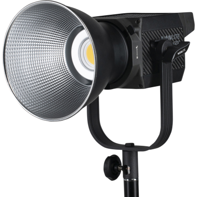 Avatar Shop|Nanlite Forza 200 Lampa LED Daylight, 200W, 5600K, CRI 98, Montura Bowens, 37540 Lux, Control DMX, Alimentare AC/V-Mount|Nanlite