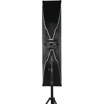 Avatar-Shop|Nanlite Strip Softbox 140 x 30 cm, Montura Bowens, Design Inalt si Inust, Rezistent la Temperaturi Ridicate, Ideal Rim Light|Nanlite