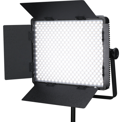 Avatar Shop|Nanlite 900CSA Panou LED Bi-Color, 54W, 3200K-5600K, 4000 Lux, Racire Pasiva Silentioasa, Include Clapete si Alimentare V-Mount|Nanlite