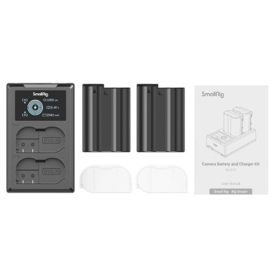 detaliu porturi incarcare usb-c si usb-a statie incarcare acumulatori camera foto nikon