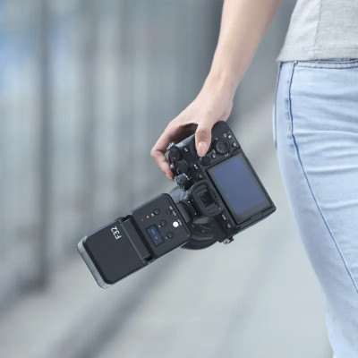 Avatar Shop|Ulanzi F32 Blitz Speedlite pentru Camera, Baterie Incorporata, GN32, 5600K, Incarcare USB-C|Ulanzi
