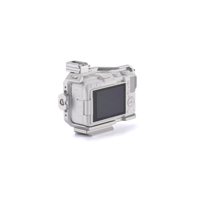 Avatar Shop|Tilta Cusca Foto Completa pentru Canon EOS R50 V, Argintiu, Placa ARCA-Swiss, Sina NATO, Cold Shoe, Greutate 100g|Tilta