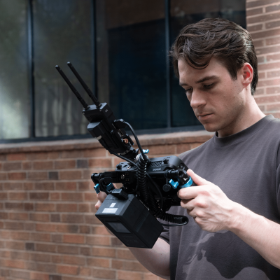 Avatar Shop|Atomos TX-RX Sistem Transmisie Video Wireless 4K/HD, Distanta 300m, 4 Receptoare per Transmitator, Alimentare NP-F/USB-C/DC|Atomos