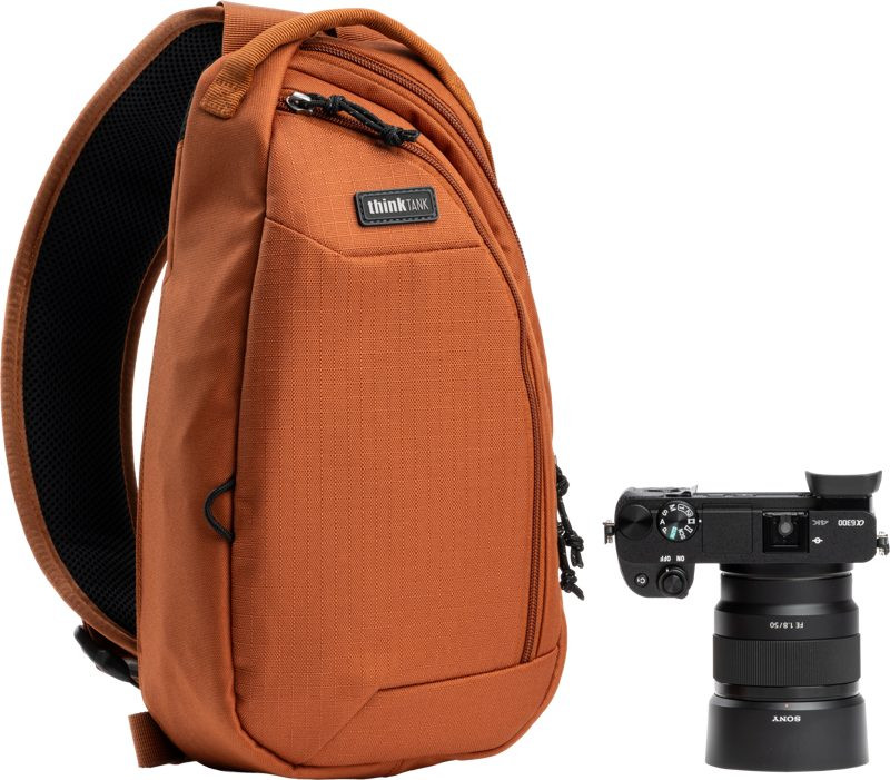 Think Tank TurnStyle 5L, Geanta Foto Sling, Urban Rust, Materiale Reciclate, Fermoare YKK RC Fuse