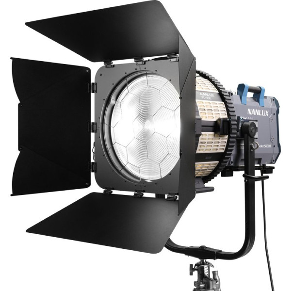 Nanlux FL-45E Lentila Fresnel Motorizata pentru Evoke 5000B, Montura NL, Unghi Fascicul 15°-46°, Protectie IP55