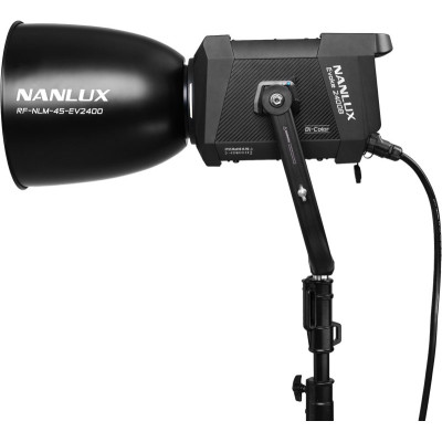 Avatar Shop|NANLUX Evoke 2400B Spot Light, Flight Case, Reflector 45 grade, Putere 2400W, CCT 2700K-6500K, IP55|Nanlux