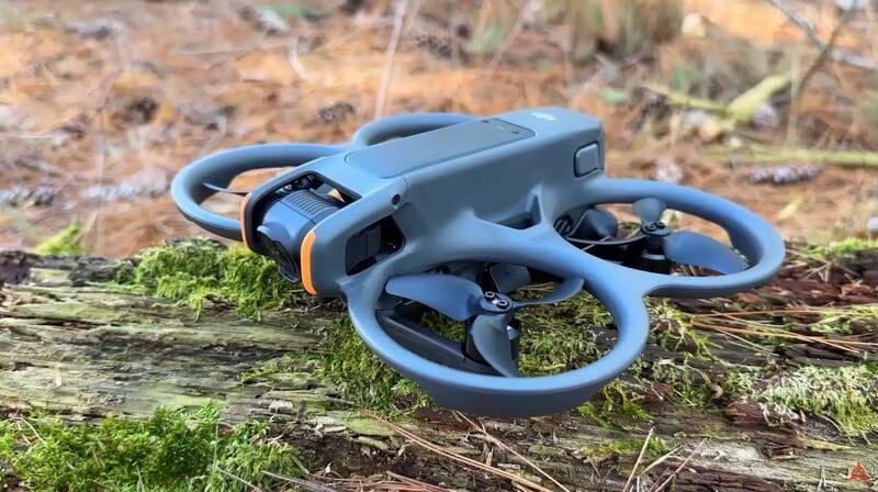 stocare interna 46gb si aplicatie editare video inteligenta lightcut dji avata 2