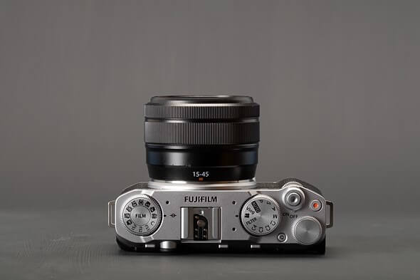 fujifilm x-m5 silver inregistrare video 6.2k si sistem audio cu 3 microfoane inteligente