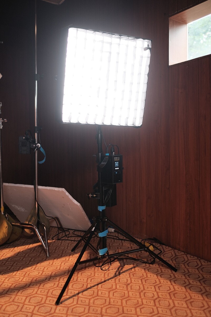 kit complet nanlite pavoslim 60b accesorii incluse si geanta transport