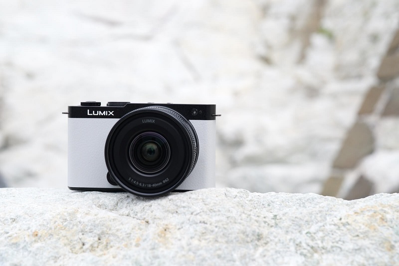aparat foto mirrorless panasonic lumix s9 body smokey white full frame