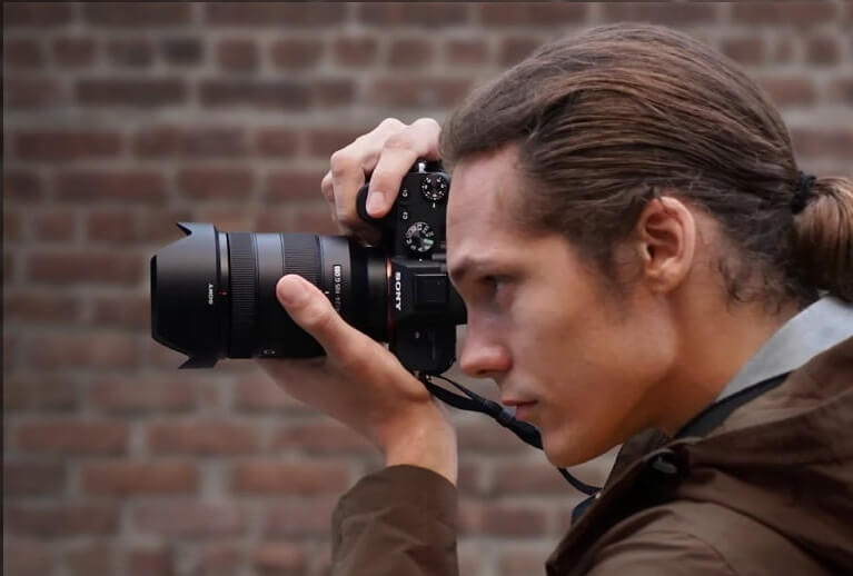 aparat foto mirrorless sony a7 iii kit obiectiv 28-70 mm oss full frame