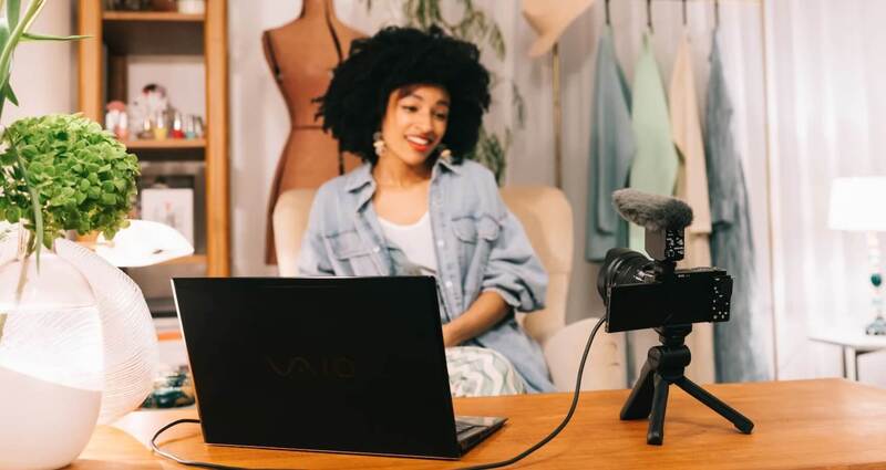 obiectiv sony e pz 16-50mm oss ii retractabil autofocus rapid vlogging