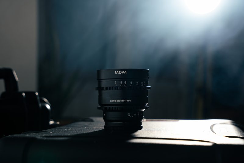 Laowa 9mm T5.8 VV Cine Lens, Montura Arri PL, Unghi 135 Grade, Diafragma T5.8, Focalizare Manuala