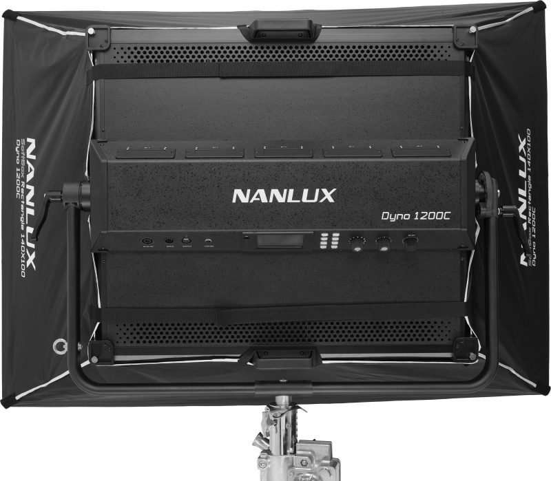 NANLUX Softbox Dreptunghiular 140x100 pentru Dyno 1200C, Montare Rapida, Interior Argintiu, Cu Eggcrate