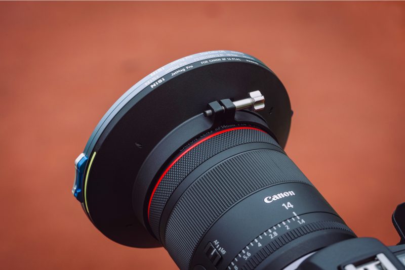 NiSi JetMag Pro MAXMAG, Suport Filtru Pentru Canon RF 14mm F1.4 L, Fara Vinietare, Mecanism Magnetic, Suprafata Alcantara
