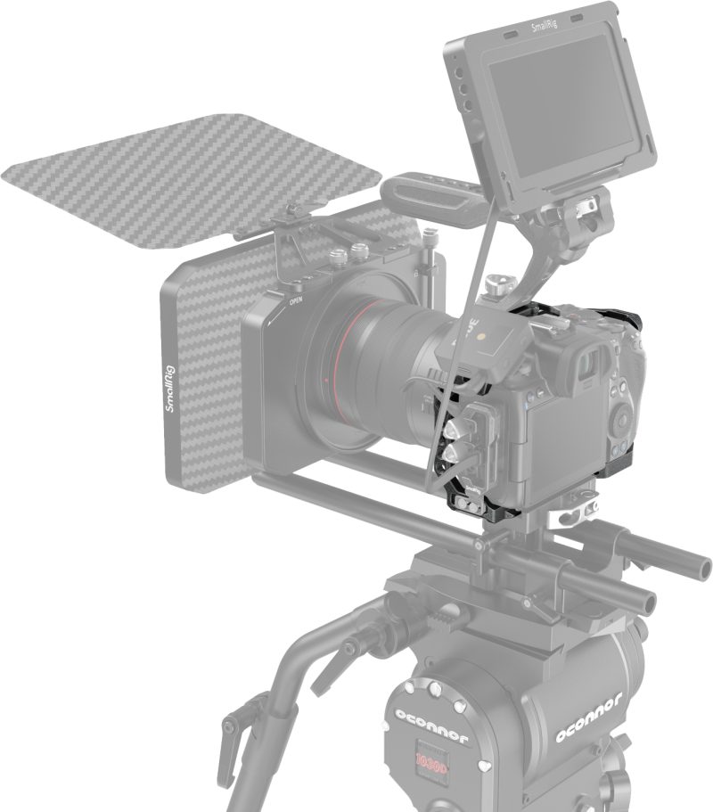 SmallRig 3233 Cage Black Mamba, Pentru Canon R5/R6 si R5C, Montaj 1/4-20 si 3/8-16, Placa Arca Integrata, Sabot Rece
