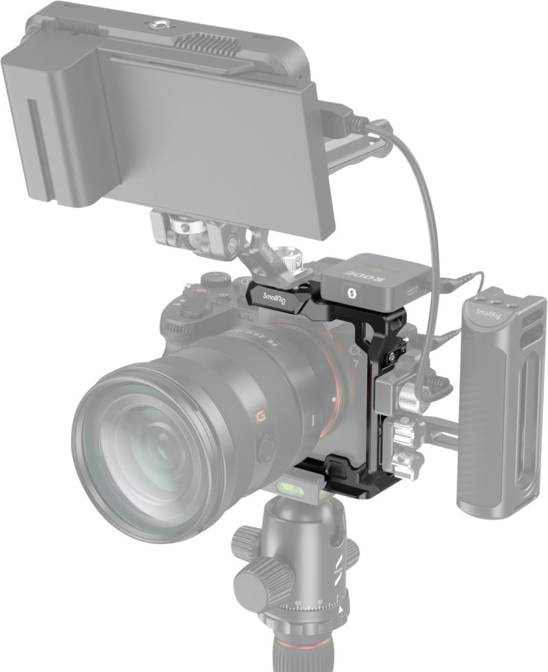 SmallRig 3639 Half Cage, Pentru Sony A7IV, A7SIII, A7RIV, A7RV, A1, Placa Arca, Sabot Rece, Distantiere Protectie