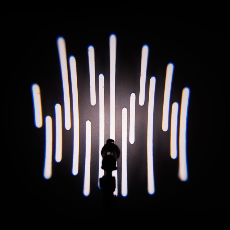 SmallRig 5785 RF 05B Lampa Video LED Portabila cu Zoom, CCT 1900K-8000K, CRI 96+, Putere 8W, IP65, Baterie 2600mAh
