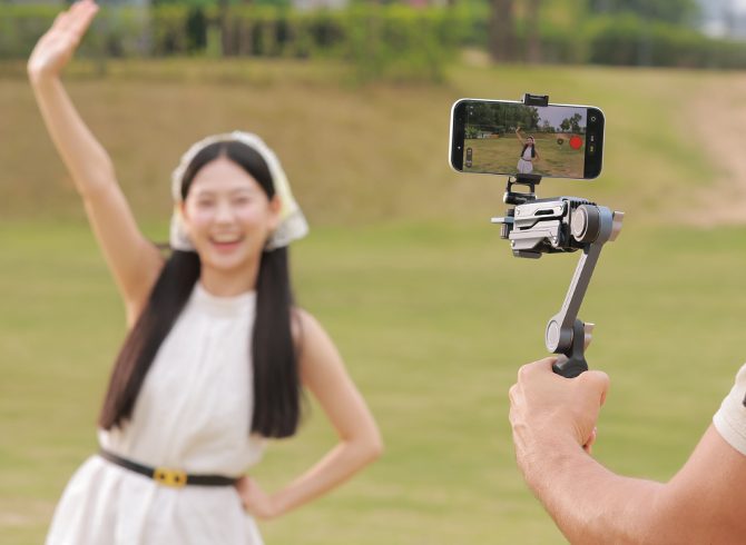 SmallRig 5508 Suport cu Amortizor pentru Filmare din Mana, Compatibil DJI Osmo Pocket 4/3, GoPro HERO13, Insta360 X5