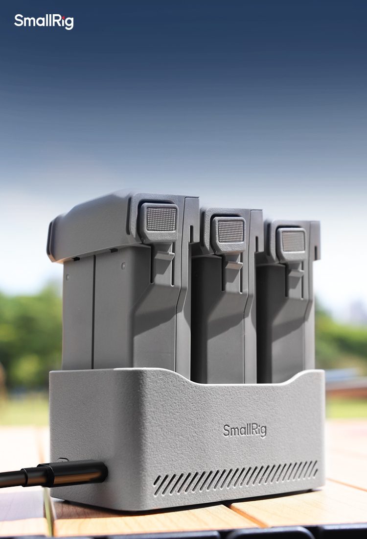 SmallRig 6501 Incarcator Baterii 65W, Pentru DJI Mini 5/4/3 Pro, 3 Baterii Simultan, USB-C, Incarcare Secventiala