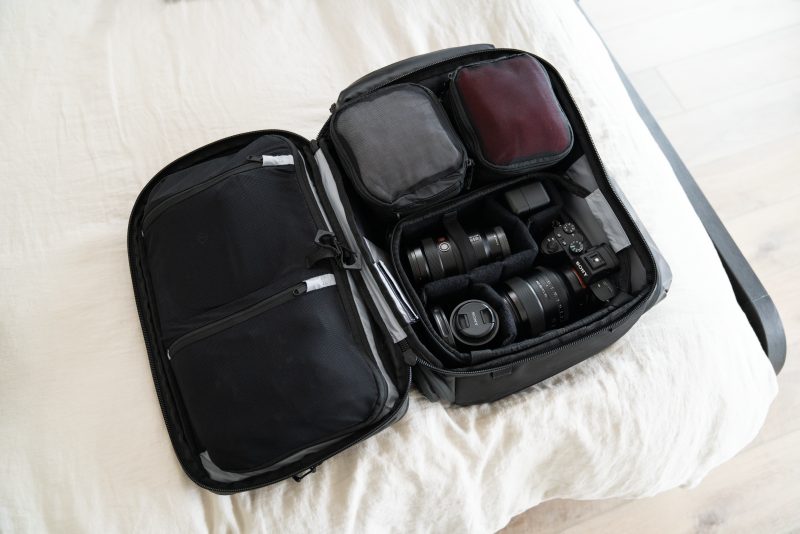WANDRD Transit Travel Backpack 35L, Negru, Rucsac de Calatorie, Compatibil Bagaj de Cabina, Compartiment Laptop, Curele de