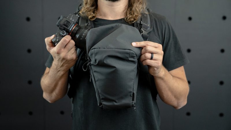 WANDRD ROUTE Chest Pack Negru, Acces Frontal Camera, Compartiment Captusit, Ham Ajustabil, Panou Posterior Respirabil