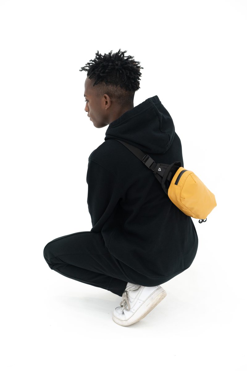 WANDRD D1 Fanny Pack, Culoare Dallol Yellow, Capacitate 2L, Fermoare YKK, Catarama Magnetica